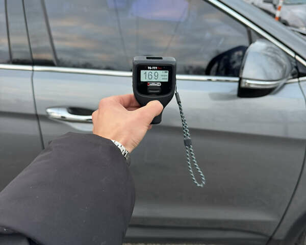 Серый Хендай Санта Фе, объемом двигателя 2 л и пробегом 137 тыс. км за 20500 $, фото 35 на Automoto.ua