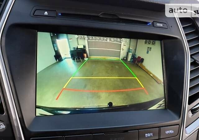 Серый Хендай Санта Фе, объемом двигателя 2 л и пробегом 162 тыс. км за 22700 $, фото 7 на Automoto.ua