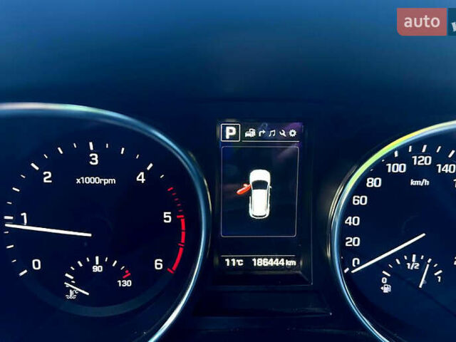 Сірий Хендай Санта Фе, об'ємом двигуна 2.2 л та пробігом 186 тис. км за 22900 $, фото 5 на Automoto.ua