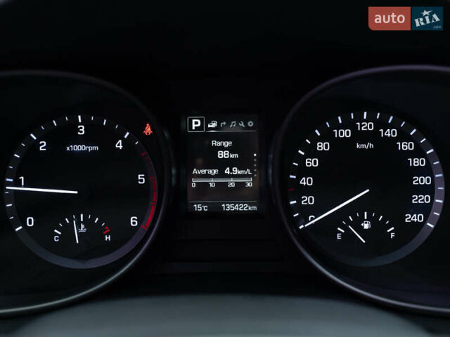 Сірий Хендай Санта Фе, об'ємом двигуна 2.2 л та пробігом 135 тис. км за 18300 $, фото 19 на Automoto.ua