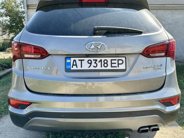 Серый Хендай Санта Фе, объемом двигателя 2 л и пробегом 104 тыс. км за 19400 $, фото 7 на Automoto.ua