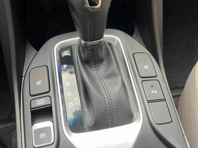 Серый Хендай Санта Фе, объемом двигателя 2 л и пробегом 168 тыс. км за 9300 $, фото 18 на Automoto.ua