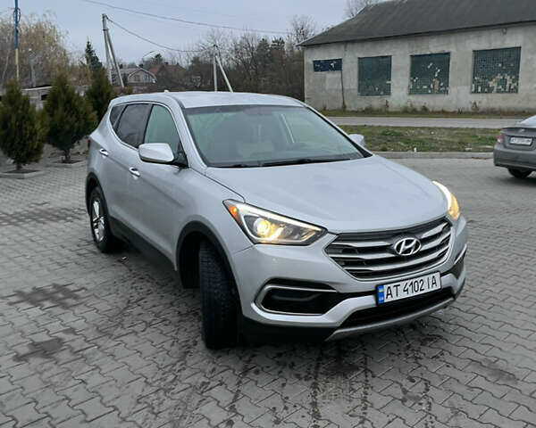 Серый Хендай Санта Фе, объемом двигателя 2.36 л и пробегом 116 тыс. км за 13999 $, фото 2 на Automoto.ua