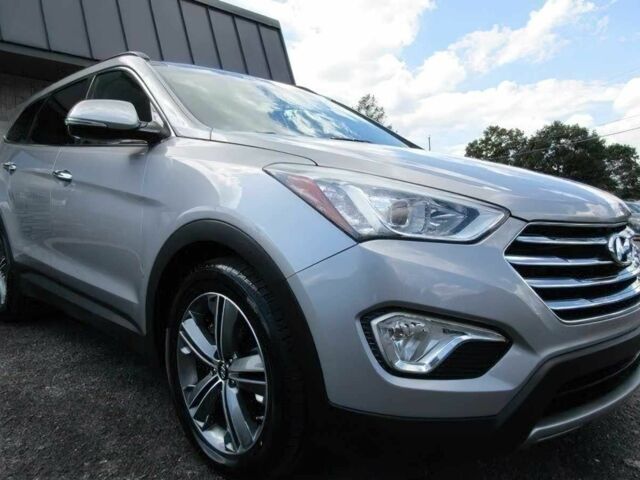 Серый Хендай Санта Фе, объемом двигателя 3.3 л и пробегом 78 тыс. км за 11100 $, фото 2 на Automoto.ua