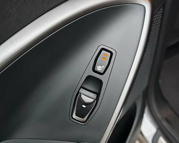 Сірий Хендай Санта Фе, об'ємом двигуна 2.2 л та пробігом 195 тис. км за 19500 $, фото 55 на Automoto.ua