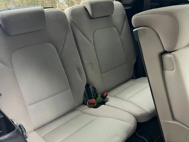 Серый Хендай Санта Фе, объемом двигателя 2 л и пробегом 168 тыс. км за 9300 $, фото 10 на Automoto.ua