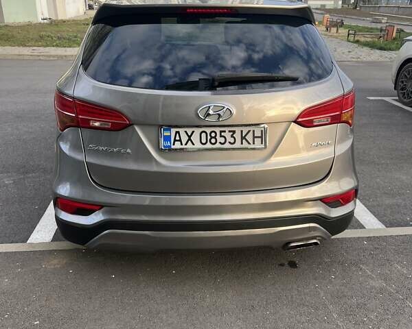 Сірий Хендай Санта Фе, об'ємом двигуна 2.36 л та пробігом 156 тис. км за 16200 $, фото 3 на Automoto.ua