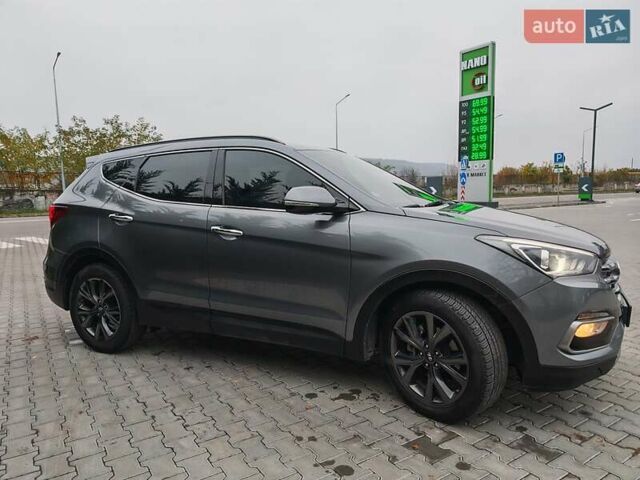 Сірий Хендай Санта Фе, об'ємом двигуна 2.2 л та пробігом 195 тис. км за 19500 $, фото 6 на Automoto.ua