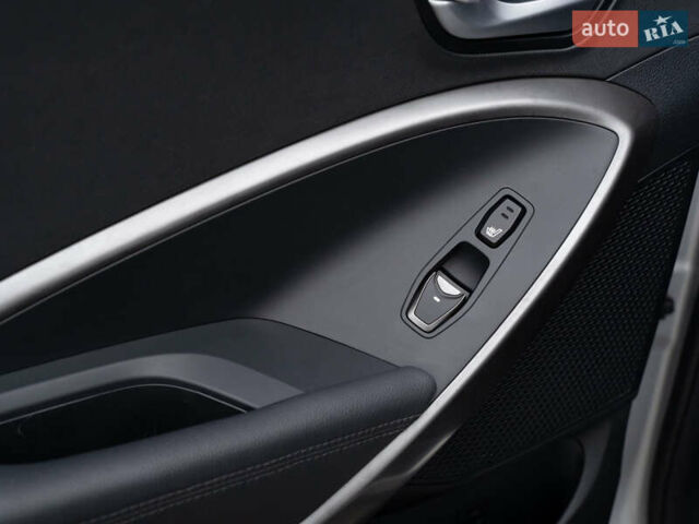 Сірий Хендай Санта Фе, об'ємом двигуна 2.2 л та пробігом 135 тис. км за 18300 $, фото 35 на Automoto.ua