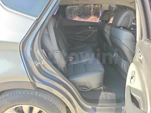 Серый Хендай Санта Фе, объемом двигателя 2 л и пробегом 54 тыс. км за 11700 $, фото 16 на Automoto.ua