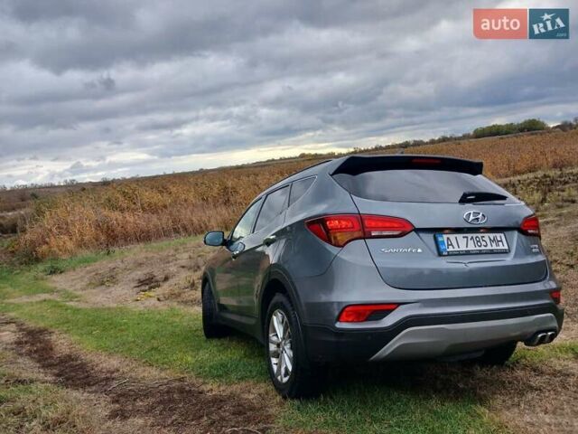 Хендай Санта Фе 2017 в Чернобае на Automoto.ua Серый Хендай Санта Фе, объемом двигателя 2.2 л и пробегом 163 тыс. км за 21700 $, фото 1 на Automoto.ua