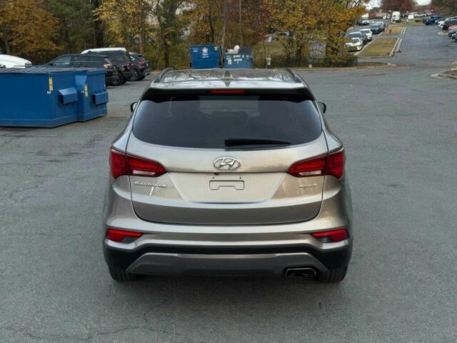 Сірий Хендай Санта Фе, об'ємом двигуна 2.4 л та пробігом 70 тис. км за 8900 $, фото 5 на Automoto.ua