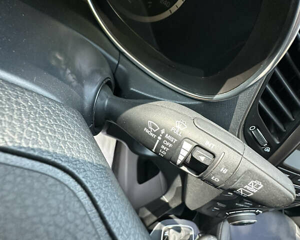 Серый Хендай Санта Фе, объемом двигателя 2 л и пробегом 150 тыс. км за 21899 $, фото 25 на Automoto.ua