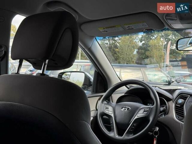 Серый Хендай Санта Фе, объемом двигателя 2.36 л и пробегом 123 тыс. км за 16900 $, фото 53 на Automoto.ua