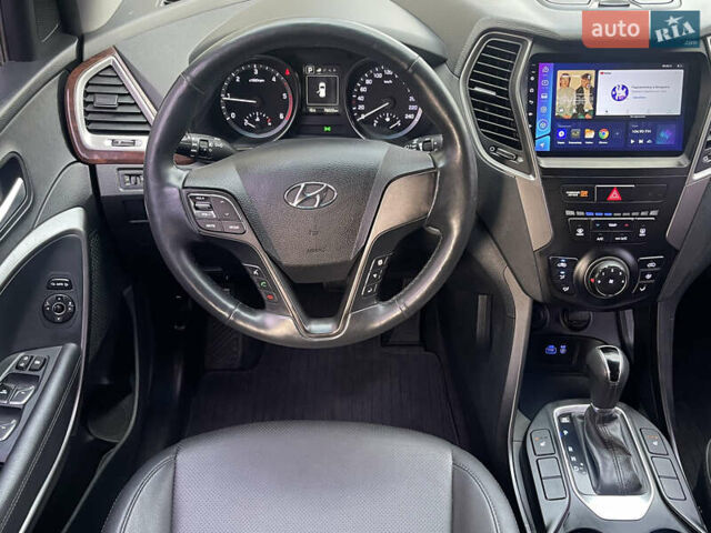 Сірий Хендай Санта Фе, об'ємом двигуна 2 л та пробігом 78 тис. км за 21700 $, фото 8 на Automoto.ua
