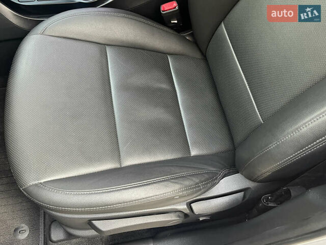 Сірий Хендай Санта Фе, об'ємом двигуна 2 л та пробігом 78 тис. км за 21700 $, фото 21 на Automoto.ua