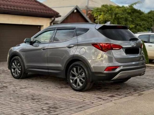 Серый Хендай Санта Фе, объемом двигателя 2.2 л и пробегом 103 тыс. км за 8700 $, фото 3 на Automoto.ua