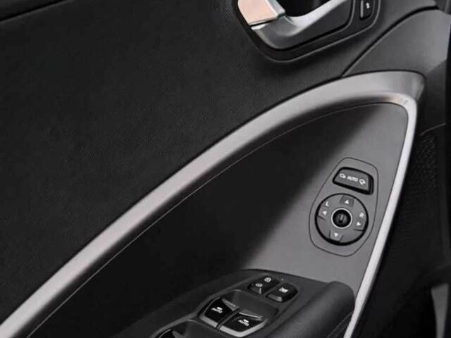 Серый Хендай Санта Фе, объемом двигателя 2.2 л и пробегом 103 тыс. км за 8700 $, фото 17 на Automoto.ua