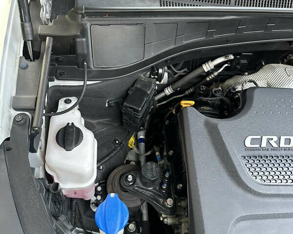 Серый Хендай Санта Фе, объемом двигателя 2 л и пробегом 150 тыс. км за 21899 $, фото 58 на Automoto.ua