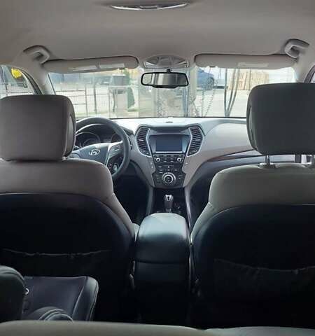 Сірий Хендай Санта Фе, об'ємом двигуна 2.36 л та пробігом 132 тис. км за 14500 $, фото 2 на Automoto.ua