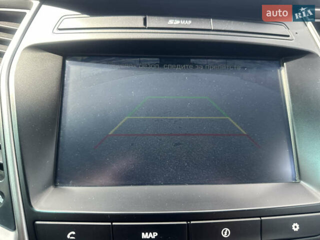 Серый Хендай Санта Фе, объемом двигателя 2.2 л и пробегом 230 тыс. км за 21500 $, фото 20 на Automoto.ua