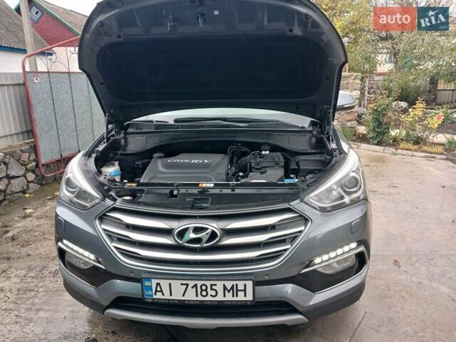 Хендай Санта Фе 2017 в Чернобае на Automoto.ua Серый Хендай Санта Фе, объемом двигателя 2.2 л и пробегом 163 тыс. км за 21700 $, фото 24 на Automoto.ua