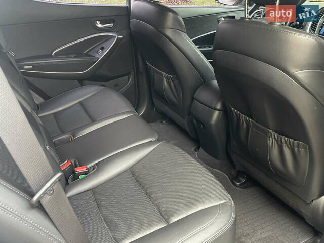 Сірий Хендай Санта Фе, об'ємом двигуна 2 л та пробігом 78 тис. км за 21700 $, фото 17 на Automoto.ua