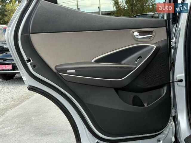 Серый Хендай Санта Фе, объемом двигателя 2.36 л и пробегом 123 тыс. км за 16900 $, фото 43 на Automoto.ua