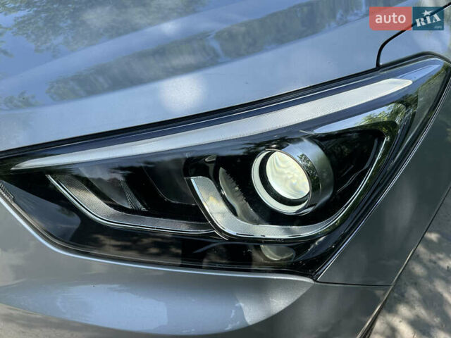 Серый Хендай Санта Фе, объемом двигателя 2 л и пробегом 150 тыс. км за 21899 $, фото 18 на Automoto.ua