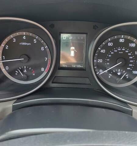 Сірий Хендай Санта Фе, об'ємом двигуна 2.36 л та пробігом 132 тис. км за 14500 $, фото 3 на Automoto.ua