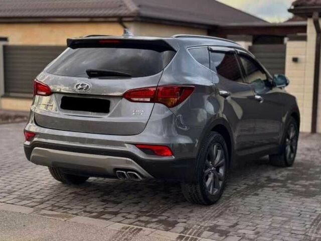 Серый Хендай Санта Фе, объемом двигателя 2.2 л и пробегом 103 тыс. км за 8700 $, фото 10 на Automoto.ua
