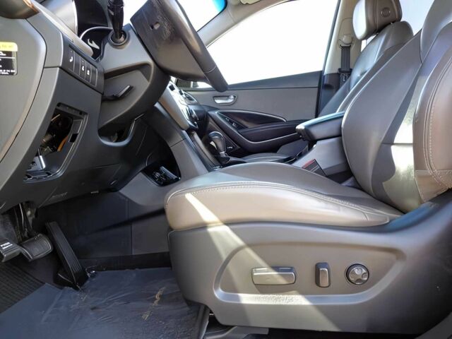 Сірий Хендай Санта Фе, об'ємом двигуна 3.3 л та пробігом 50 тис. км за 7800 $, фото 8 на Automoto.ua