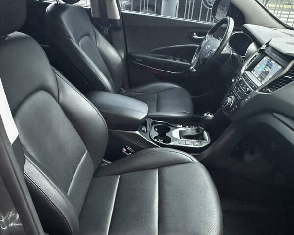 Сірий Хендай Санта Фе, об'ємом двигуна 2.2 л та пробігом 51 тис. км за 25200 $, фото 9 на Automoto.ua