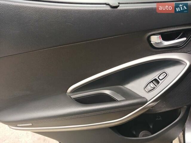 Хендай Санта Фе 2017 в Чернобае на Automoto.ua Серый Хендай Санта Фе, объемом двигателя 2.2 л и пробегом 163 тыс. км за 21700 $, фото 34 на Automoto.ua