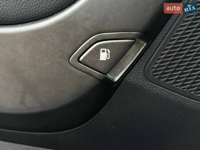 Серый Хендай Санта Фе, объемом двигателя 2.36 л и пробегом 123 тыс. км за 16900 $, фото 23 на Automoto.ua