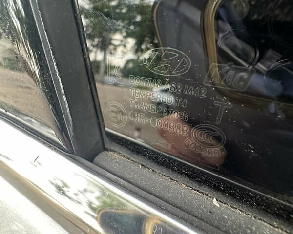 Серый Хендай Санта Фе, объемом двигателя 2 л и пробегом 150 тыс. км за 21899 $, фото 62 на Automoto.ua