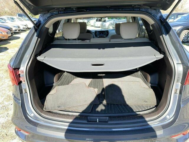 Сірий Хендай Санта Фе, об'ємом двигуна 2 л та пробігом 85 тис. км за 15100 $, фото 8 на Automoto.ua