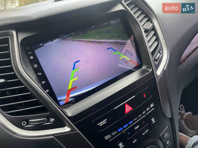 Сірий Хендай Санта Фе, об'ємом двигуна 2 л та пробігом 78 тис. км за 21700 $, фото 16 на Automoto.ua