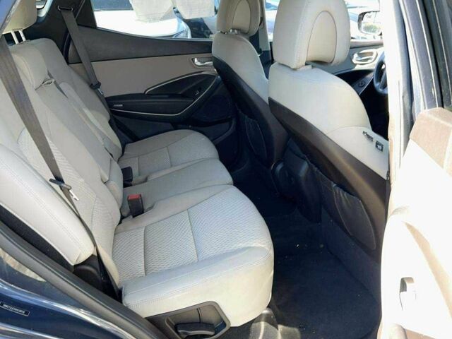 Сірий Хендай Санта Фе, об'ємом двигуна 2 л та пробігом 85 тис. км за 15100 $, фото 9 на Automoto.ua