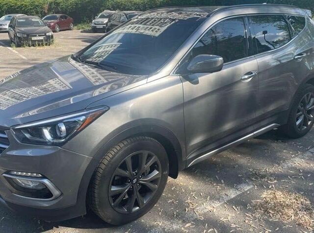 Хендай Санта Фе 2017 в Киеве на Automoto.ua Серый Хендай Санта Фе, объемом двигателя 2 л и пробегом 133 тыс. км за 19000 $, фото 2 на Automoto.ua