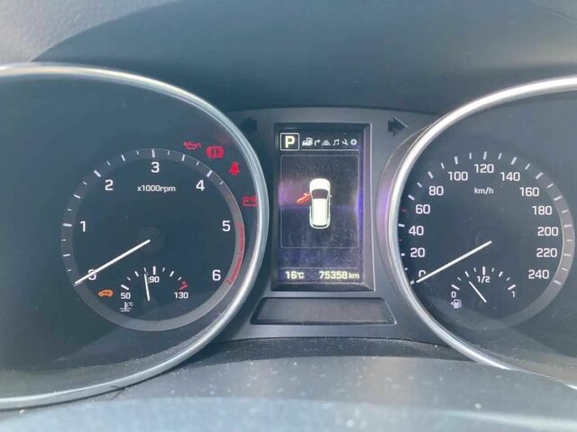 Серый Хендай Санта Фе, объемом двигателя 2.2 л и пробегом 75 тыс. км за 18100 $, фото 6 на Automoto.ua