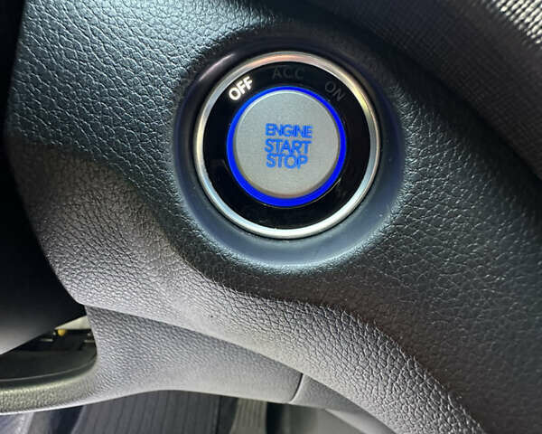 Серый Хендай Санта Фе, объемом двигателя 2 л и пробегом 150 тыс. км за 21899 $, фото 27 на Automoto.ua