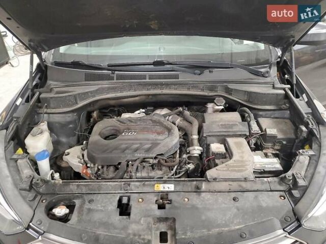 Серый Хендай Санта Фе, объемом двигателя 2 л и пробегом 68 тыс. км за 3100 $, фото 11 на Automoto.ua