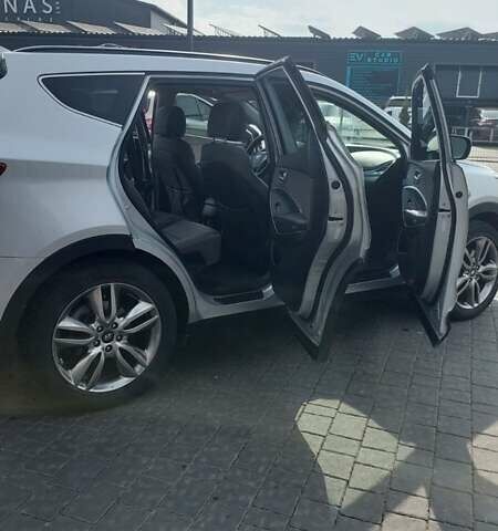 Сірий Хендай Санта Фе, об'ємом двигуна 2.36 л та пробігом 132 тис. км за 14500 $, фото 11 на Automoto.ua