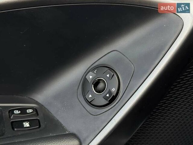 Серый Хендай Санта Фе, объемом двигателя 2.36 л и пробегом 123 тыс. км за 16900 $, фото 22 на Automoto.ua