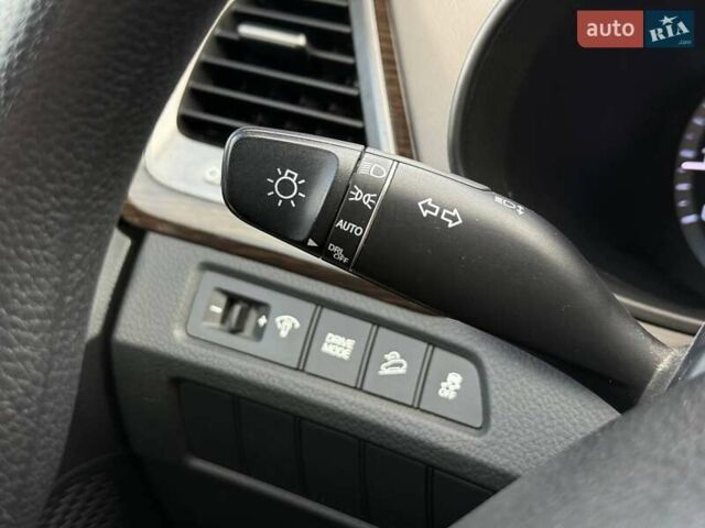 Серый Хендай Санта Фе, объемом двигателя 2.36 л и пробегом 123 тыс. км за 16900 $, фото 33 на Automoto.ua