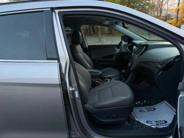 Сірий Хендай Санта Фе, об'ємом двигуна 2.4 л та пробігом 70 тис. км за 8900 $, фото 8 на Automoto.ua