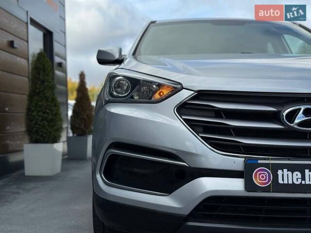 Серый Хендай Санта Фе, объемом двигателя 2.36 л и пробегом 123 тыс. км за 16900 $, фото 15 на Automoto.ua