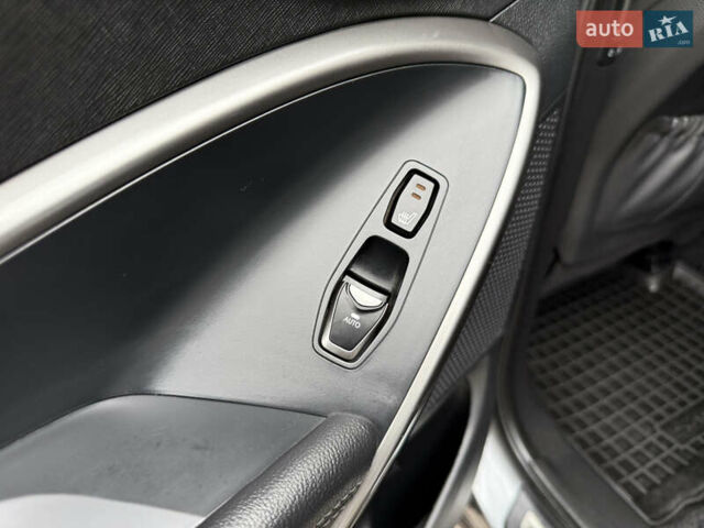 Сірий Хендай Санта Фе, об'ємом двигуна 2.2 л та пробігом 169 тис. км за 19399 $, фото 37 на Automoto.ua