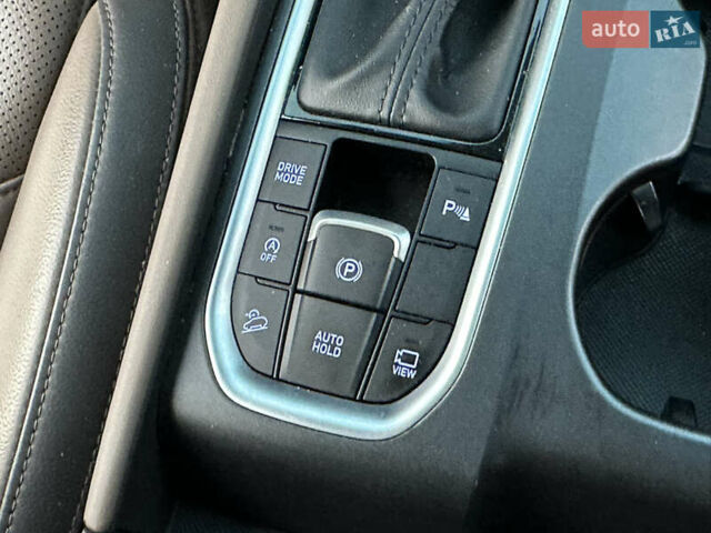 Серый Хендай Санта Фе, объемом двигателя 2.2 л и пробегом 131 тыс. км за 29200 $, фото 66 на Automoto.ua